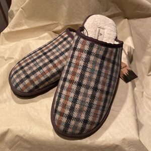 Staheekum Alpine Flannel Slippers Size 12 Brown Faux Fur Shearling Plaid NWT